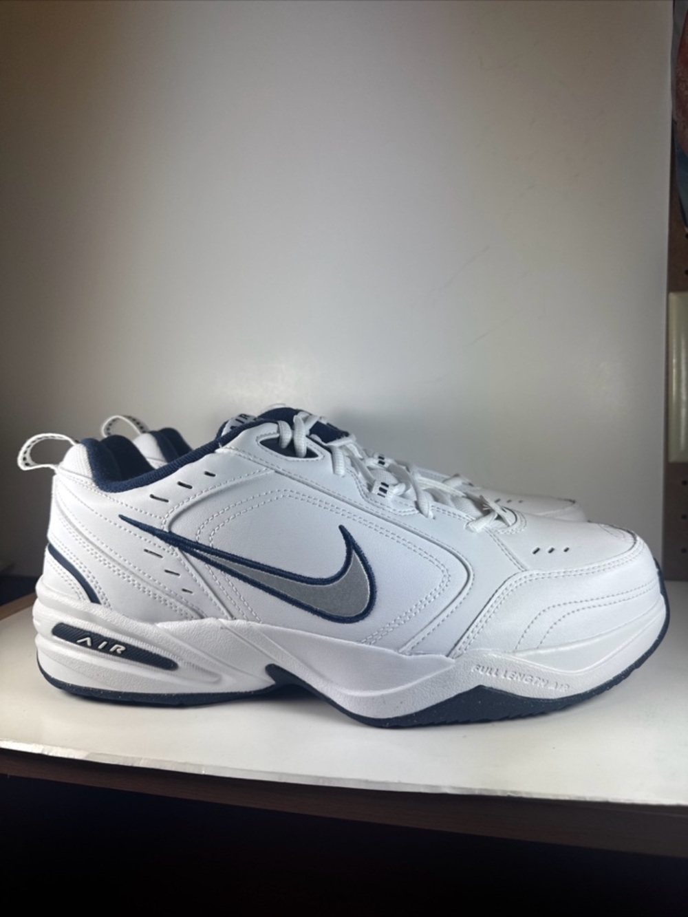 Nike Air Monarch White & Navy Swoosh Athletic Sneakers Men’s Size 13 Wide Width